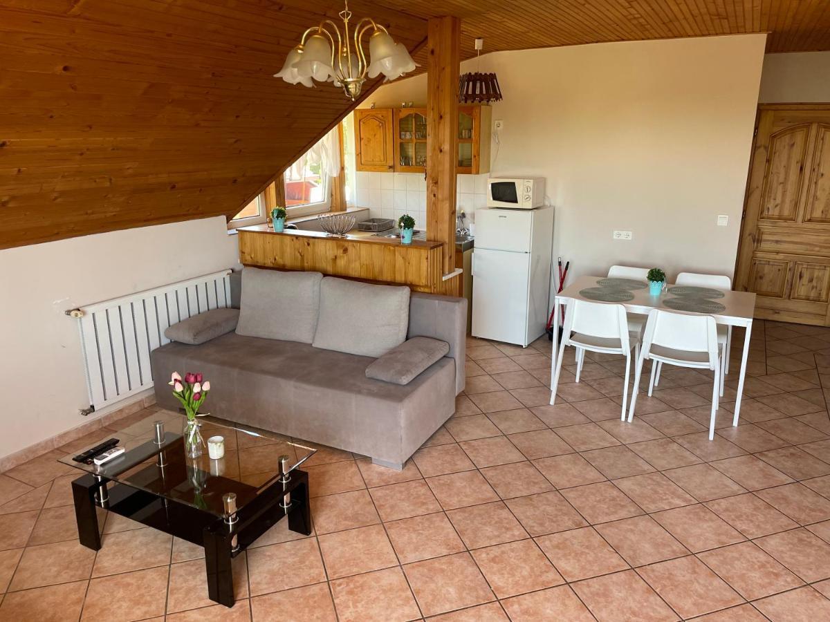 Esther Apartman Gyenesdiás Exterior foto